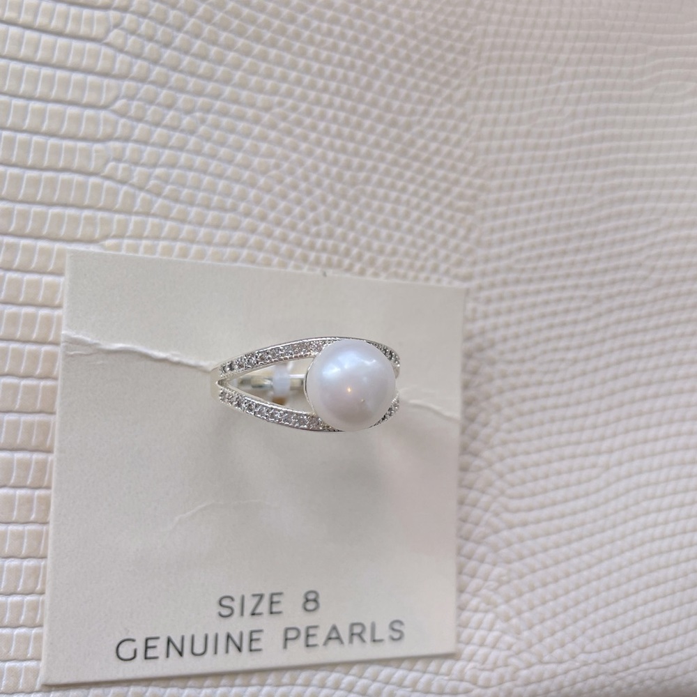 GENUINE Pearl & diamond crystal ring